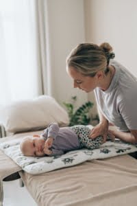 lasten fysioterapiasta apua vauvan toispuoleisuuteen ja tukea motoriseen kehitykseen