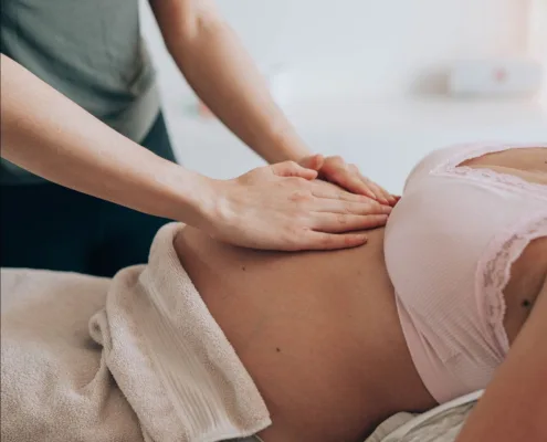 Raskausajanhieronta on täydellinen tapa rentouttaa odottavan ädin kehoa.